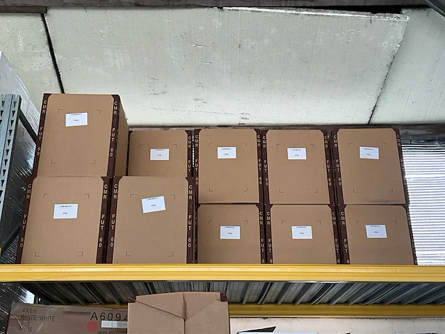 170kg afgewerkt algenproduct - afbeelding 1 van  2