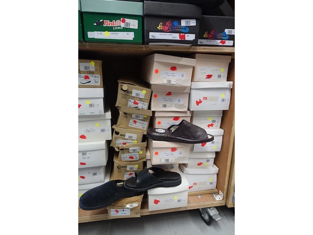 175x div herenpantoffels - afbeelding 10 van  28