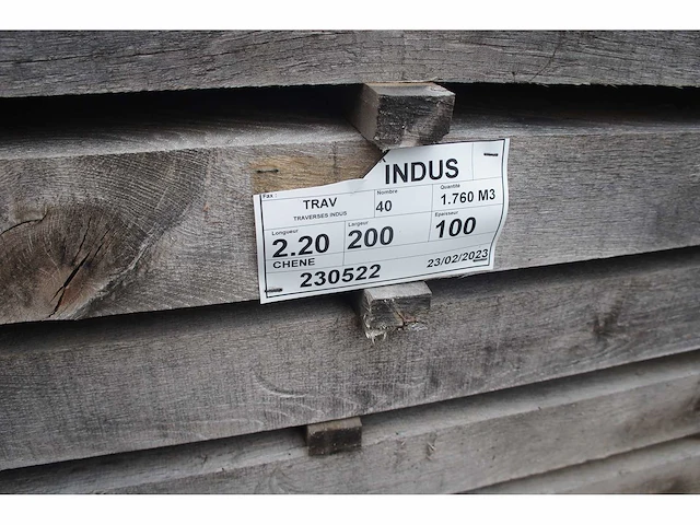 1.76 m³ industrieel eiken balken 100x200 - afbeelding 2 van  5
