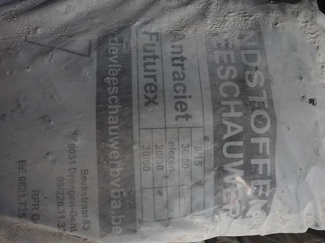 17x 25kg antraciet kolen - afbeelding 3 van  3