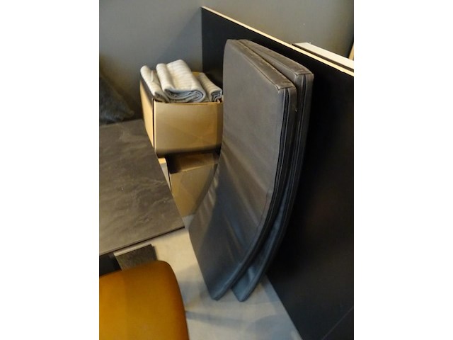 17x stoel hilma + 10x barstoel hilma / 2x bank - afbeelding 7 van  15