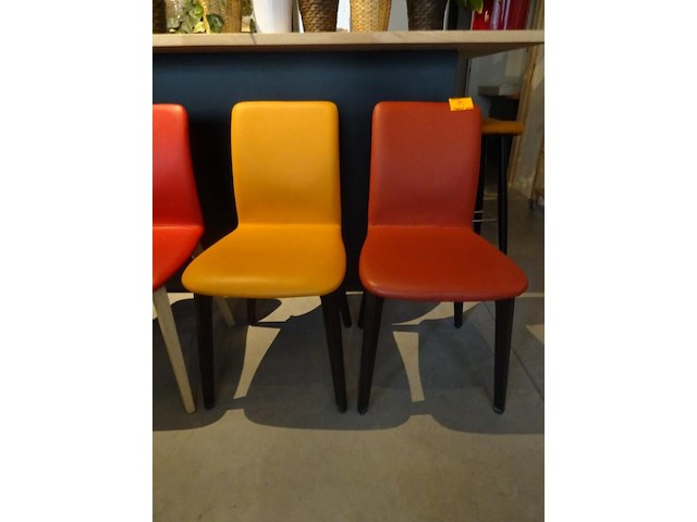 17x stoel hilma + 10x barstoel hilma / 2x bank - afbeelding 8 van  15