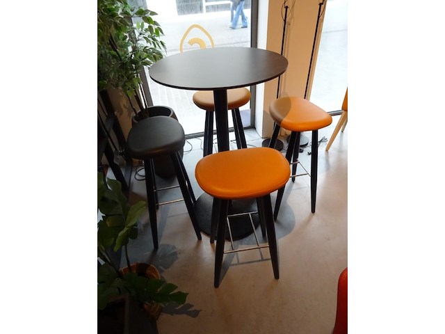 17x stoel hilma + 10x barstoel hilma / 2x bank - afbeelding 11 van  15