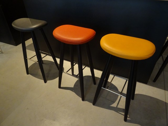 17x stoel hilma + 10x barstoel hilma / 2x bank - afbeelding 13 van  15