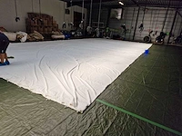17x18,5m witte stretch tentzeil - afbeelding 2 van  4