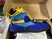 18 - indoor schoenen / boks diverse kleuren (8st) - afbeelding 2 van  2