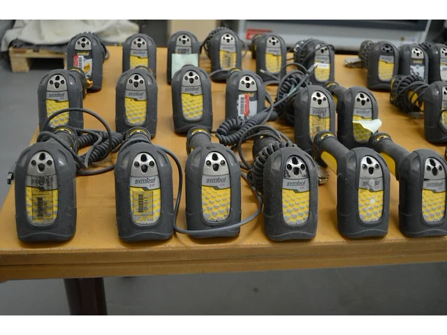 18 barcode scanners symbol met kabel - afbeelding 4 van  4