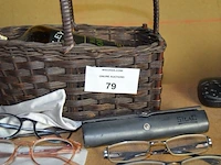 18 brillen, speelkaarten, partij sieraden - afbeelding 14 van  15