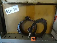 18 bruine pvc kettingen met roestvrij staal bevestigingsmiddel - afbeelding 1 van  3