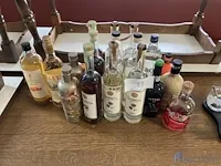18 diverse geestrijke dranken - afbeelding 2 van  8