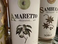 18 diverse geestrijke dranken - afbeelding 8 van  8