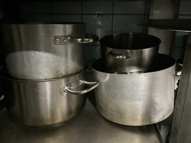 18 diverse rvs kookpotten - afbeelding 6 van  6