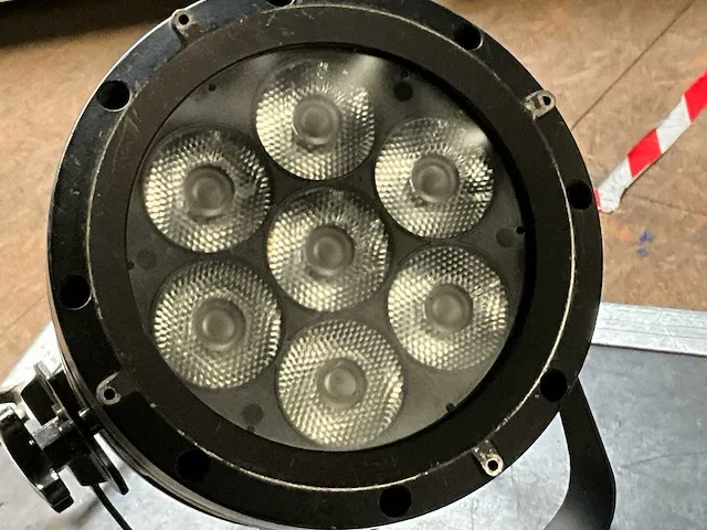 18 diverse spots briteq led pro beamer rgbw - afbeelding 2 van  6