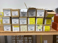 18 dozen houtschroeven - afbeelding 1 van  7
