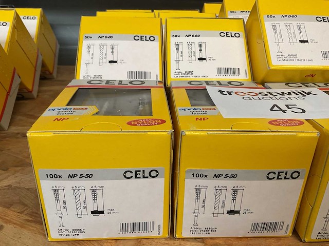 18 dozen nagelpluggen; - afbeelding 3 van  8