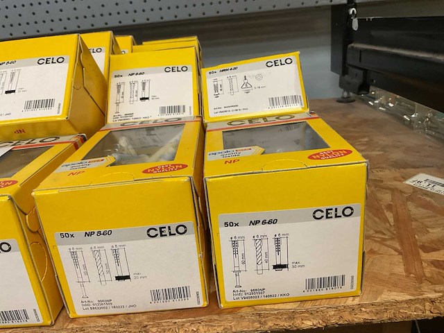 18 dozen nagelpluggen; - afbeelding 5 van  8