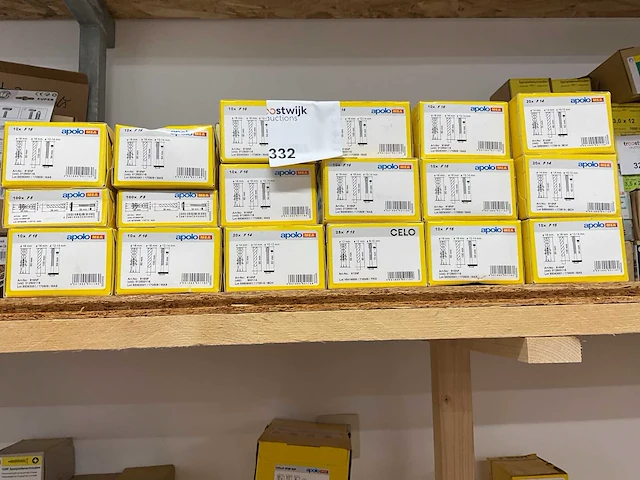 18 dozen pluggen - afbeelding 1 van  6