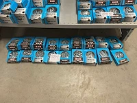 18 dozen tapbouten met moer; moeren - afbeelding 1 van  6
