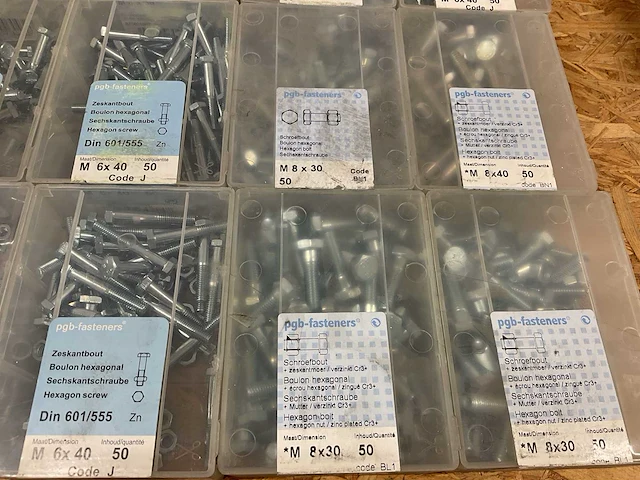 18 dozen zeskantbouten; houtbouten; schroefbouten - afbeelding 5 van  7