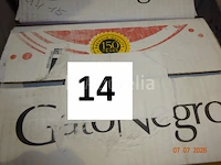 18 flessen cata negro wijn - witte chardonnay - afbeelding 1 van  2