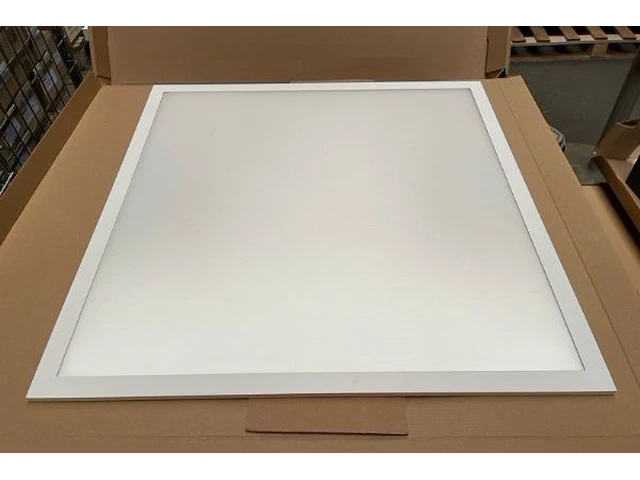 18 fortimo led panelen - afbeelding 2 van  3