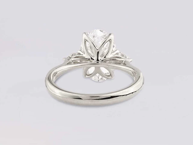 18 kt white gold ring with 2.71 cts lab grown diamond - afbeelding 2 van  7