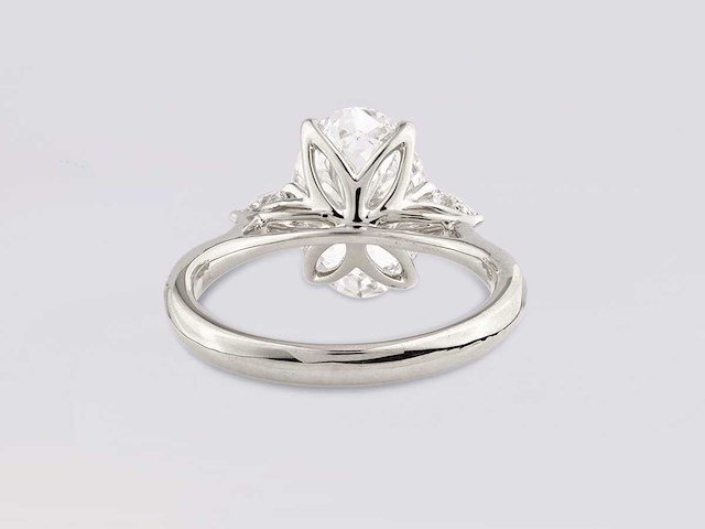 18 kt witgouden ring met 2,71 ct lab grown diamond - afbeelding 3 van  7