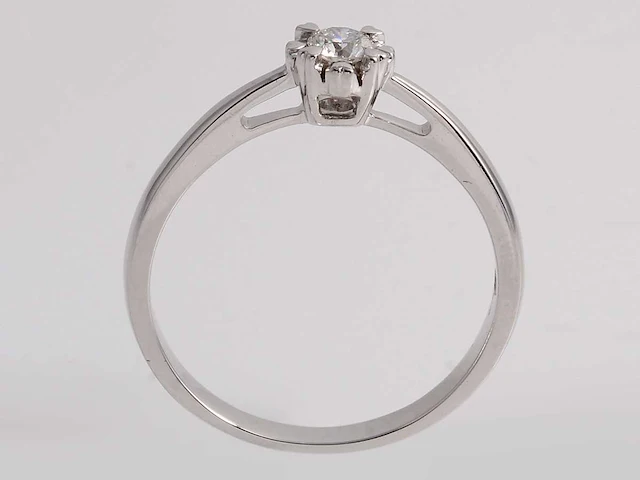18 kt witgouden ring met solitaire natuurlijke diamant - afbeelding 11 van  11