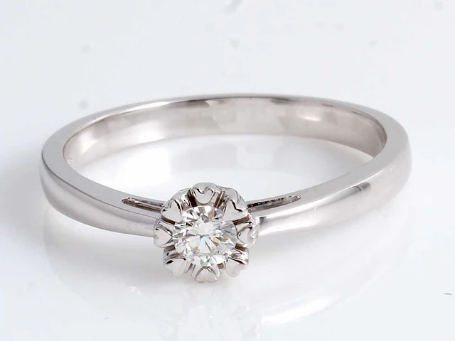 18 kt witgouden ring met solitaire natuurlijke diamant - afbeelding 6 van  11