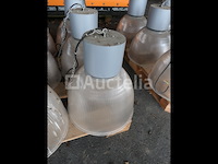 18 lts industriële kunststof bollampen - afbeelding 3 van  5