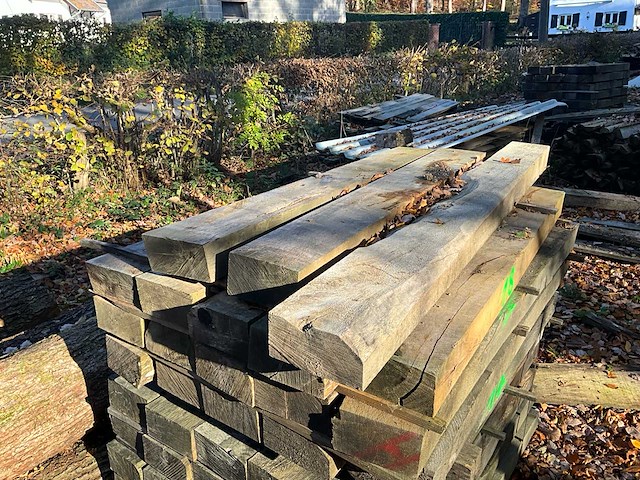 18 rustieke eikenhouten dwarsliggers - afbeelding 4 van  4