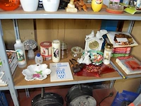 18 sierstukken, parij wenskaarten, 2 noveenkaarsen, 2 tabakspijpen hilson unicorn - afbeelding 5 van  13