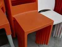 18 stapelbare stoelen + 5 barkrukken sai - afbeelding 3 van  7