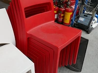 18 stapelbare stoelen + 5 barkrukken sai - afbeelding 4 van  7