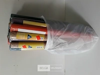 18 x crepe knutselpapier op rol mix kleuren 50x70 cm - afbeelding 1 van  2