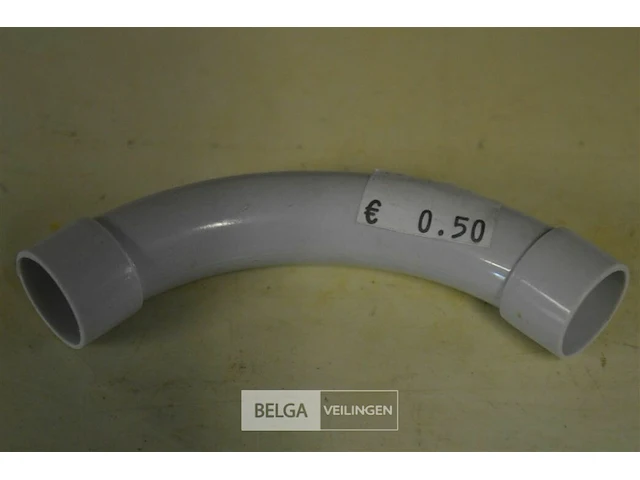 ±180st doos pvc bochten 5/8 - afbeelding 1 van  3