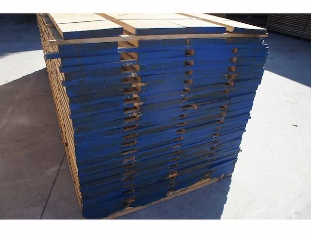 1,85 m³ eiken planken 30mm - afbeelding 4 van  4