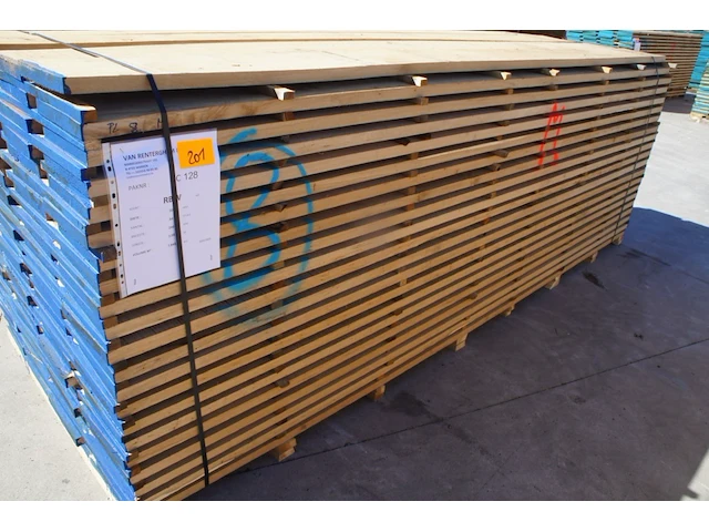 1,85 m³ eiken planken 30mm - afbeelding 1 van  4