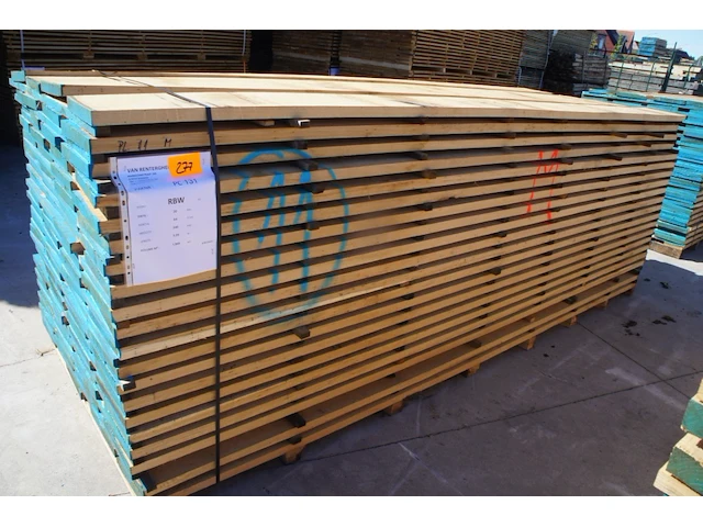 1,85 m³ eiken planken 30mm - afbeelding 1 van  3
