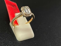 18k geelgouden hallo en pave ring met 1.23 ct emerald diamant - e/vvs - afbeelding 2 van  3