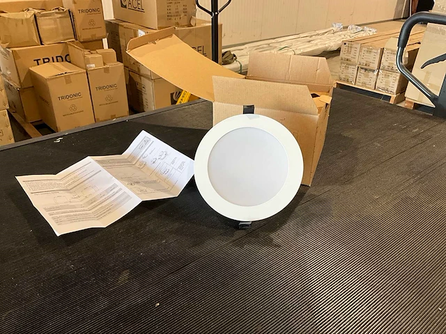 18w dimbare led inbouwspot set – 3 cct's (3000k/4000k/5700k), ø150 mm, ip54 | negen - afbeelding 1 van  8