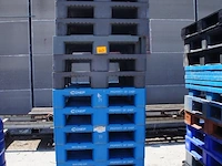 18x 80x120 plastic palletten - afbeelding 1 van  2