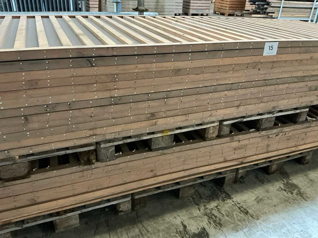 18x diverse houten scheidingspanelen - afbeelding 8 van  10