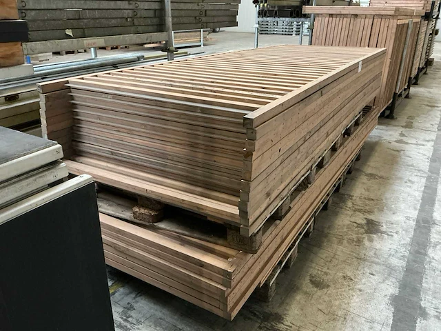 18x diverse houten scheidingspanelen - afbeelding 10 van  10