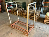 18x europallet + metalen pallet - afbeelding 1 van  3