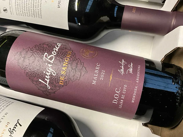 18x fles rode wijn luigi bosca de sangre 2021 - afbeelding 2 van  6