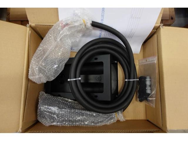 18x laadpaal bluecorner - afbeelding 2 van  3