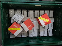 18x stapelbare kunststof bak + inhoud - afbeelding 2 van  50