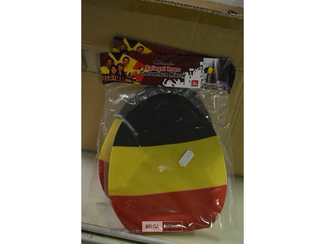 ±19 belgische vlag auto , ±10 spiegelcover - afbeelding 2 van  3