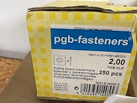 19 dozen gevelschroeven ; pluggen; metalen holle wand pluggen; gipsplaatpluggen - afbeelding 2 van  12